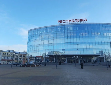 Sunlight площадь Революции, 9